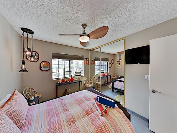 Palm Springs Home 1028266