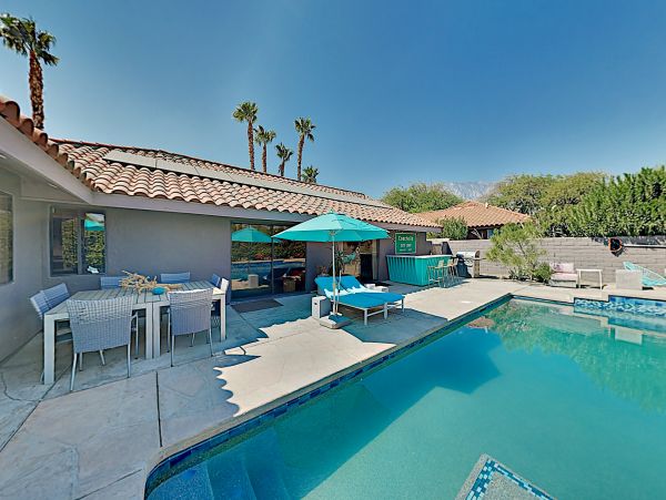 Palm Springs Home 1028266