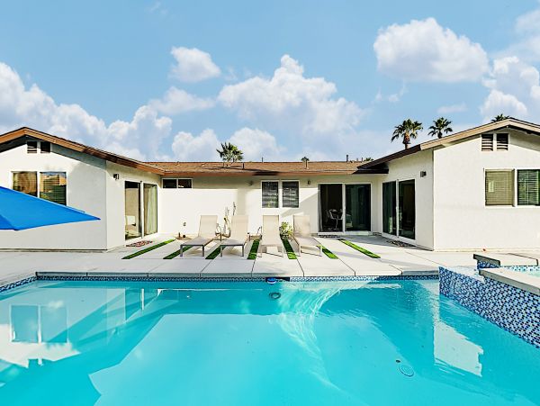 Palm Springs Home 1028268