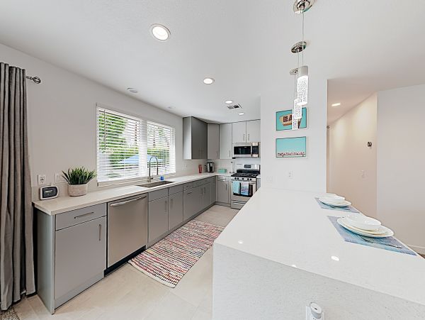 Palm Springs Home 1028268