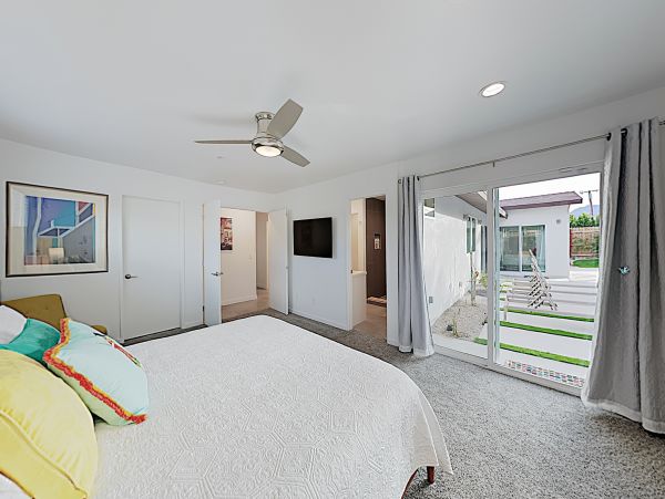 Palm Springs Home 1028268