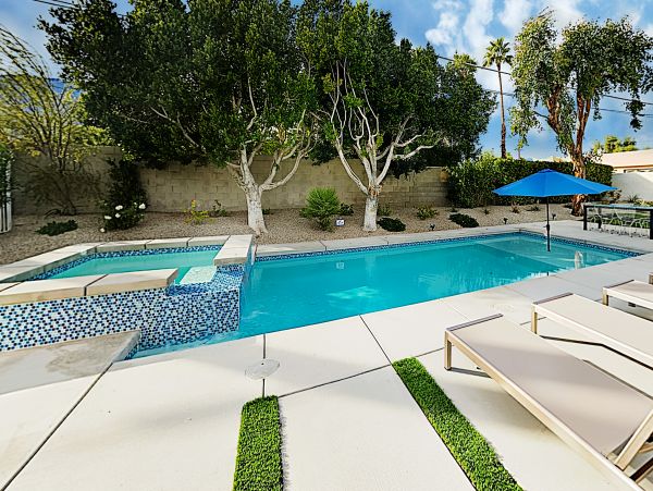 Palm Springs Home 1028268