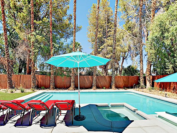 Palm Springs Home 1028269