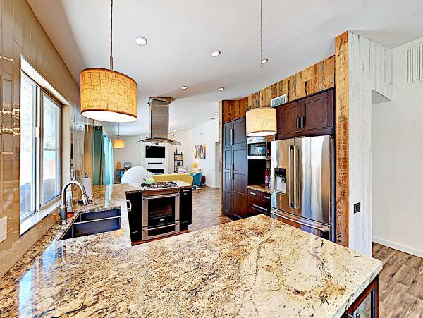 Palm Springs Home 1028269