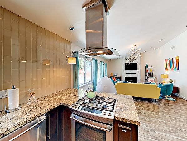 Palm Springs Home 1028269