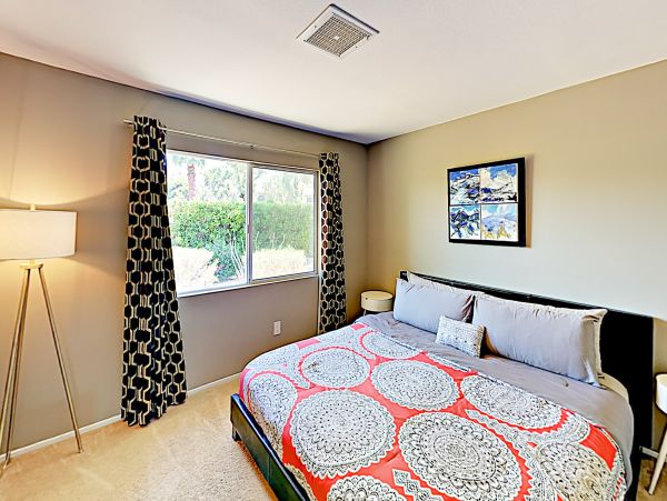 Palm Springs Home 1028269