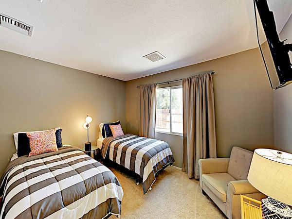 Palm Springs Home 1028269