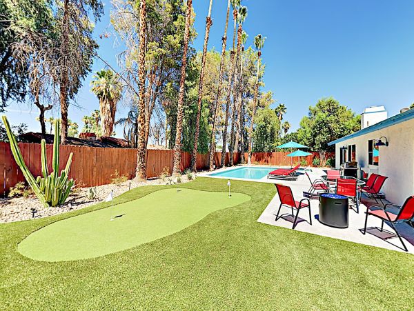 Palm Springs Home 1028269