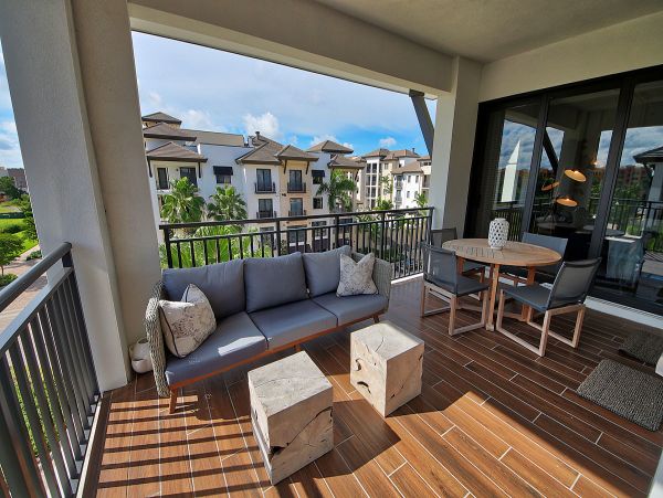 Luxury Naples Vacation Condo Three Bedroom