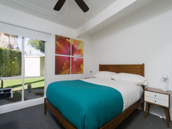 Palm Springs Home 1028271