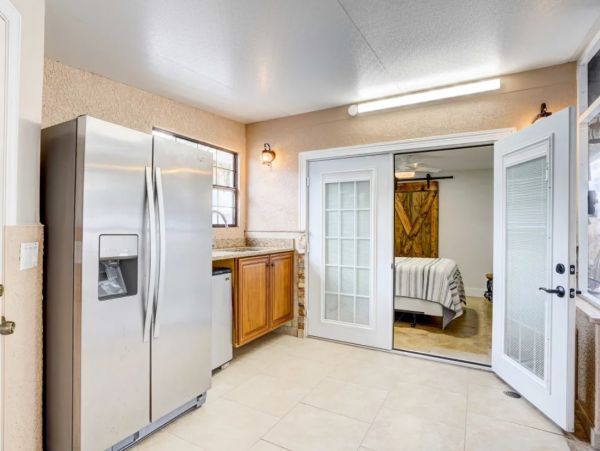 Naples Four Bedroom Pool Home Sleeps 10 Guests