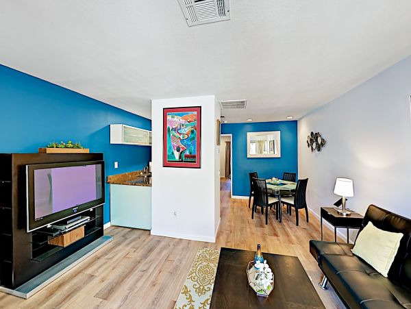 Palm Springs Home 1028273