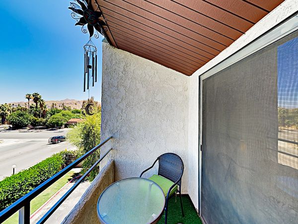 Palm Springs Home 1028273