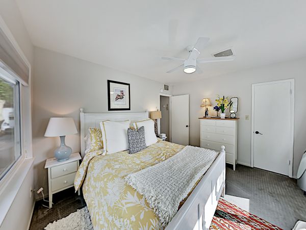 Palm Springs Home 1028274