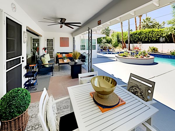 Palm Springs Home 1028274