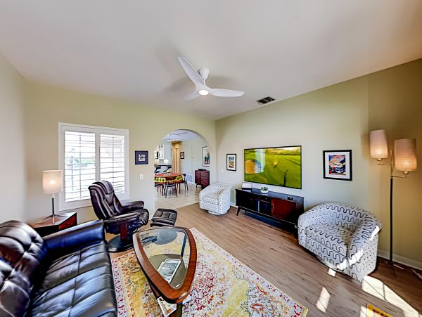 Palm Springs Home 1028275