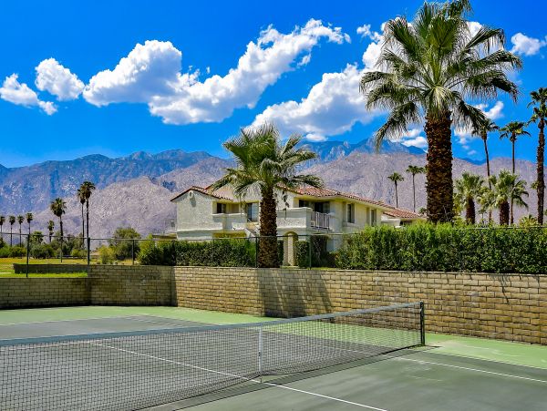 Palm Springs Home 1028275