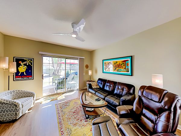 Palm Springs Home 1028275