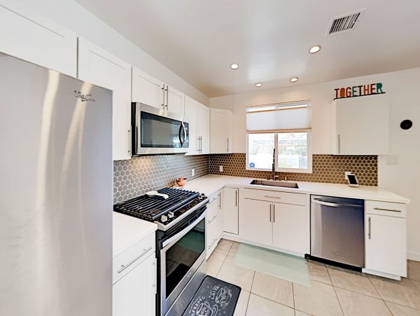 Palm Springs Home 1028276
