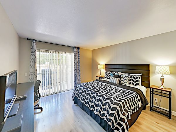 Palm Springs Home 1028277