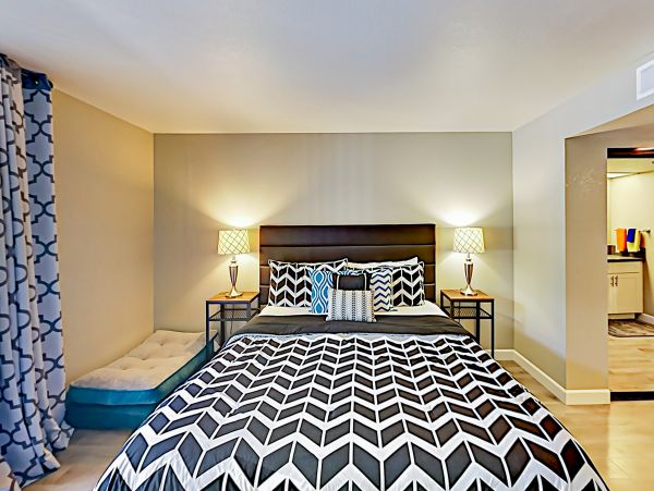 Palm Springs Home 1028277