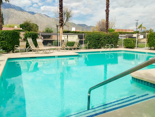 Palm Springs Home 1028277