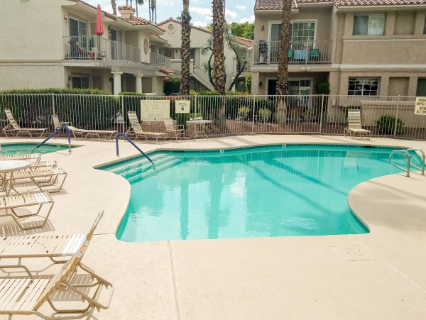 Palm Springs Home 1028277