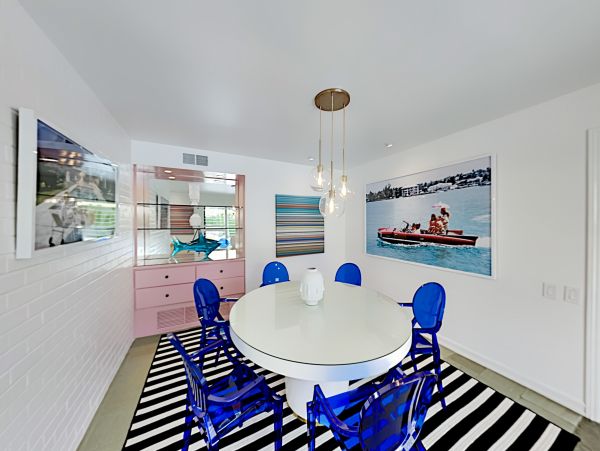 Palm Springs Home 1028279