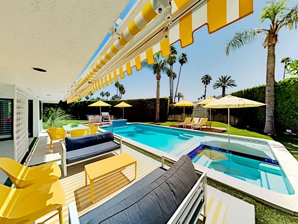 Palm Springs Home 1028279