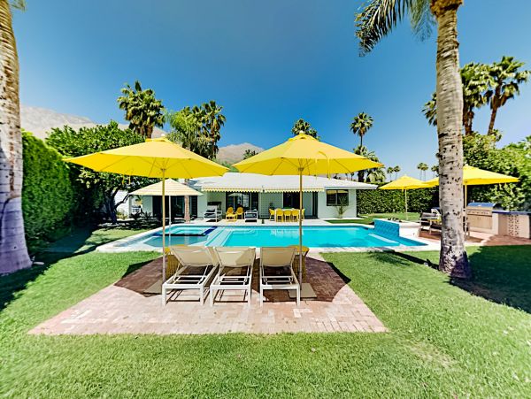 Palm Springs Home 1028279