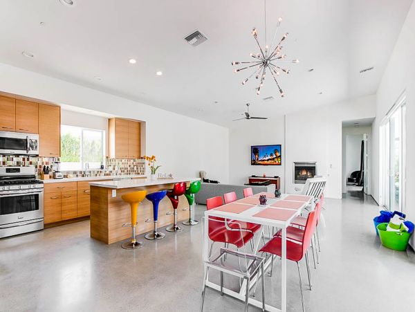 Palm Springs Home 1028280