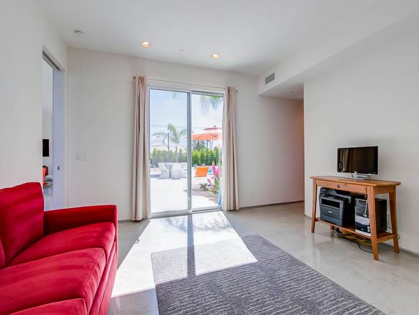 Palm Springs Home 1028280