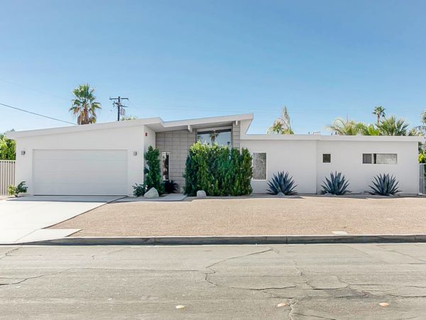 Palm Springs Home 1028280