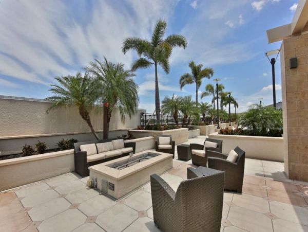 Naples Vacation Condo Two Bedroom