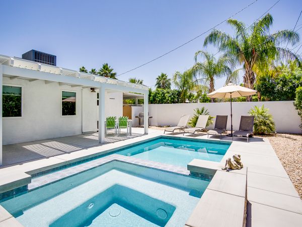Palm Springs Home 1028282