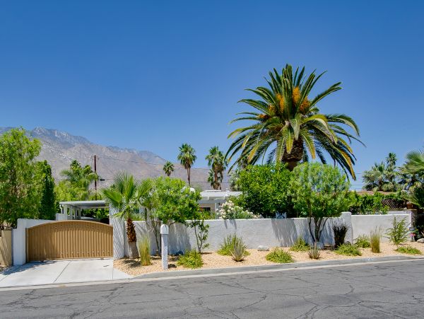 Palm Springs Home 1028282