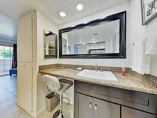 Palm Springs Home 1028283