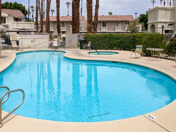 Palm Springs Home 1028283