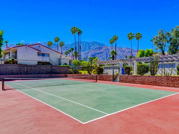 Palm Springs Home 1028283