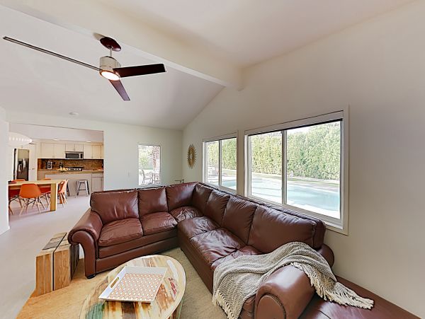 Palm Springs Home 1028284