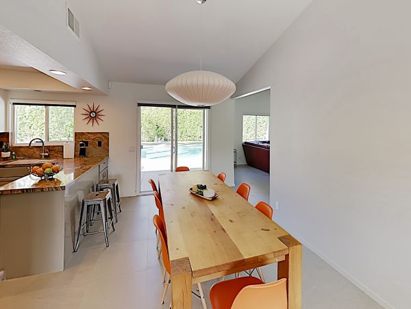 Palm Springs Home 1028284