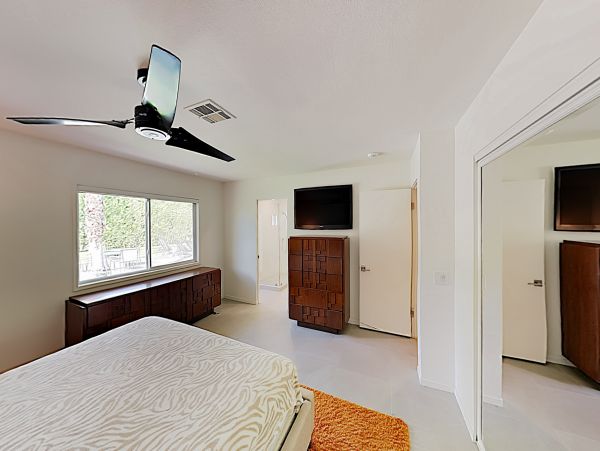 Palm Springs Home 1028284
