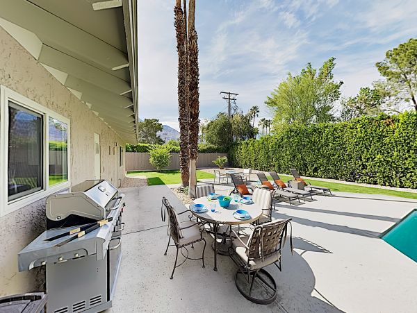 Palm Springs Home 1028284