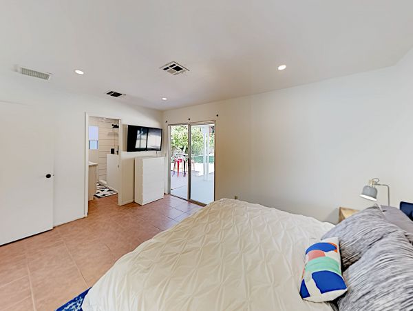Palm Springs Home 1028285