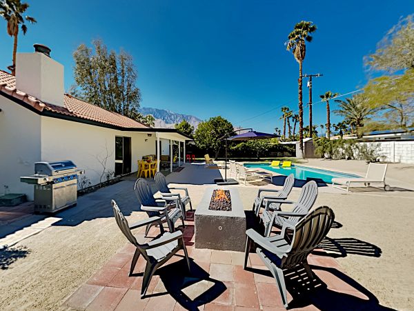 Palm Springs Home 1028285
