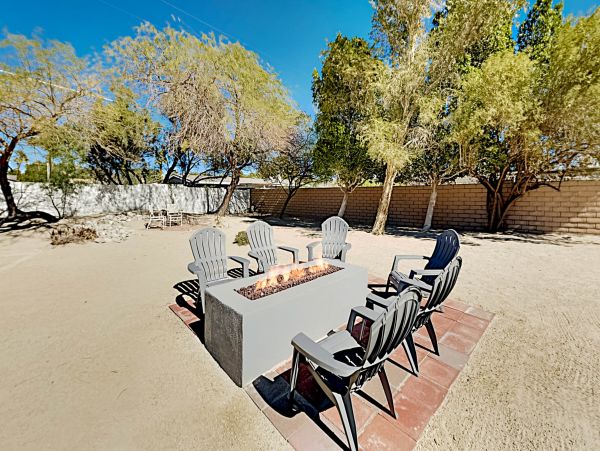 Palm Springs Home 1028285