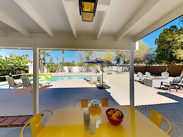 Palm Springs Home 1028285