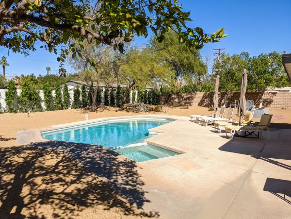 Palm Springs Home 1028285