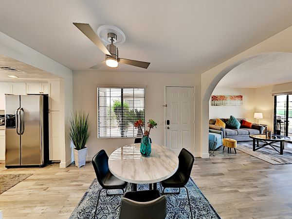 Palm Springs Home 1028286