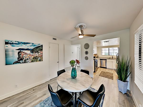 Palm Springs Home 1028286